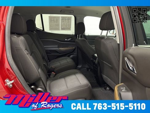 Used 2023 GMC Acadia SLE w/ Driver Convenience Package image 30
