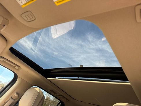 Used 2019 Lincoln Navigator Reserve w/ Cargo Package image 33