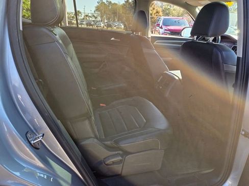 Used 2021 Volkswagen Atlas SEL Premium image 23