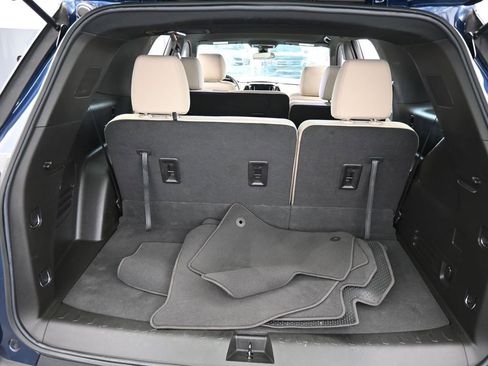 Certified 2023 Chevrolet Traverse LS image 41
