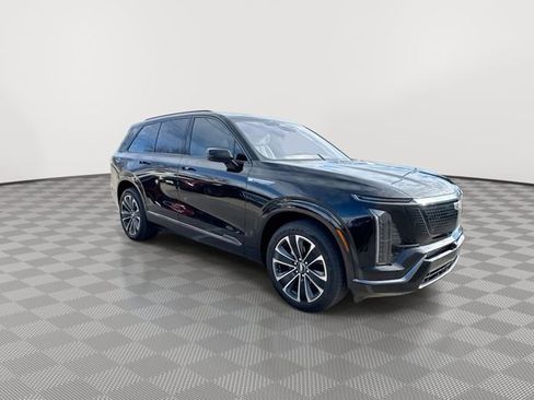 Certified 2026 Cadillac Vistiq Sport image 2