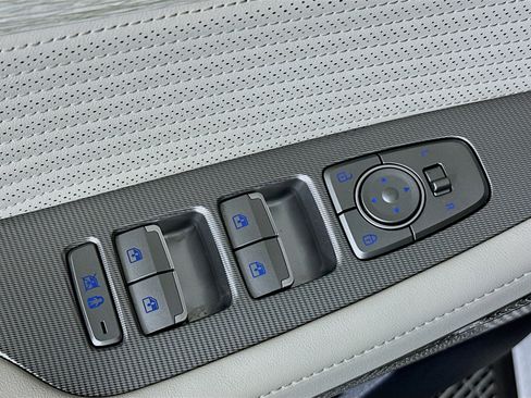 Used 2024 Hyundai Palisade Calligraphy AWD/4WD image 13