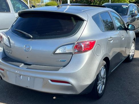 Used 2012 MAZDA MAZDA3 i Grand Touring w/ Tech Pkg image 2