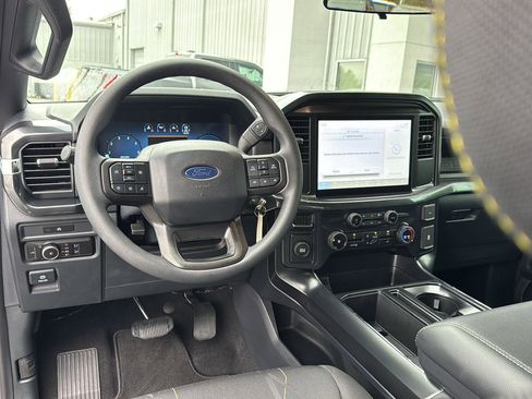 Certified 2025 Ford F150 STX w/ Equipment Group 200A image 16
