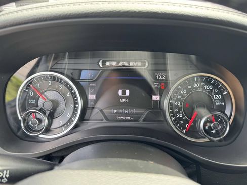 Used 2021 RAM 1500 Laramie w/ Sport Appearance Package AWD/4WD image 24