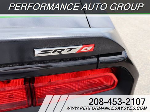 Used 2010 Dodge Challenger SRT8 w/ SRT Option Group II RWD image 13