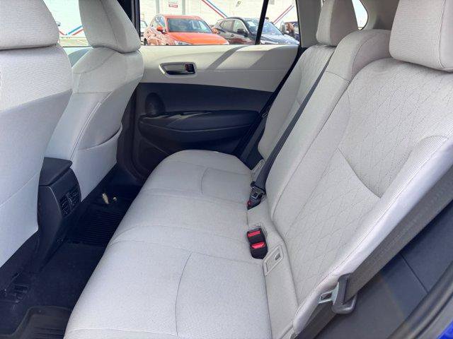 Used 2025 Toyota Corolla Cross LE w/ Moonroof Package AWD/4WD image 14