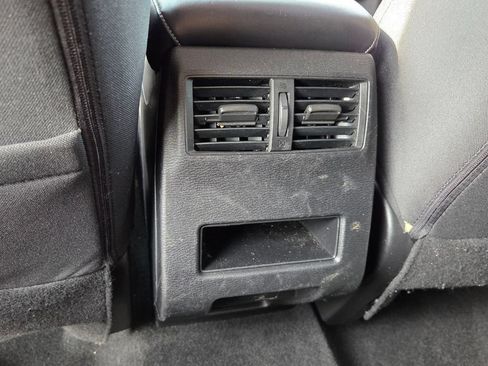 Used 2024 Mitsubishi Outlander ES FWD image 7