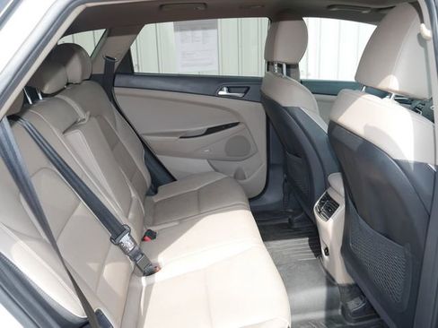 Used 2020 Hyundai Tucson Ultimate w/ Cargo Package AWD/4WD image 24