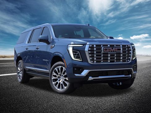New 2026 GMC Yukon XL Denali w/ Denali Reserve Package AWD/4WD image 2