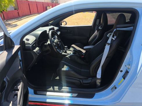 Used 2022 Hyundai Veloster N FWD image 4
