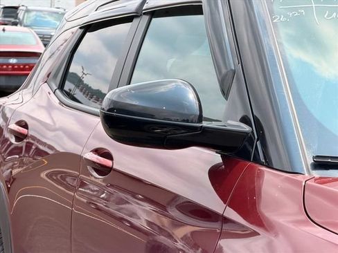 Used 2023 Chevrolet TrailBlazer RS w/ Sun and Liftgate Package AWD/4WD image 16