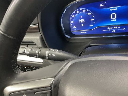 Used 2023 Chevrolet Tahoe Z71 w/ Luxury Package image 22