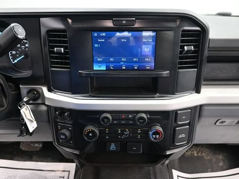 Used 2025 Ford F350 XL AWD/4WD image 16