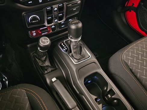 New 2026 Jeep Gladiator Mojave AWD/4WD image 30