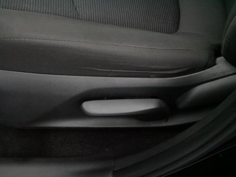 Certified 2024 Toyota RAV4 LE AWD/4WD image 20