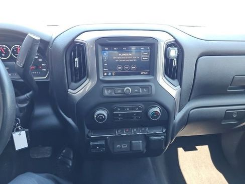 Used 2023 Chevrolet Silverado 2500 Custom w/ Custom Convenience Package AWD/4WD image 16