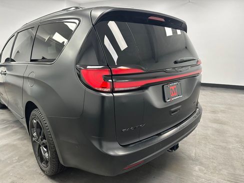 Used 2022 Chrysler Pacifica Pinnacle image 20