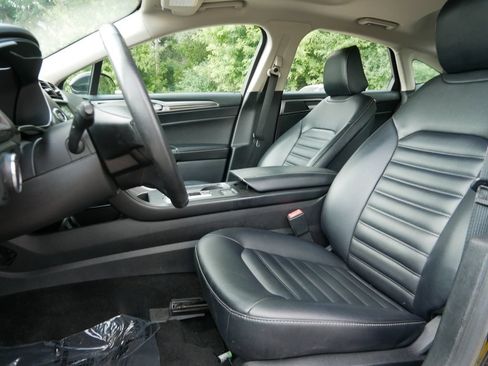 Certified 2020 Ford Fusion SEL FWD image 11