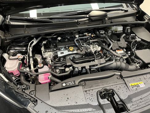 Used 2025 Toyota Prius LE image 20