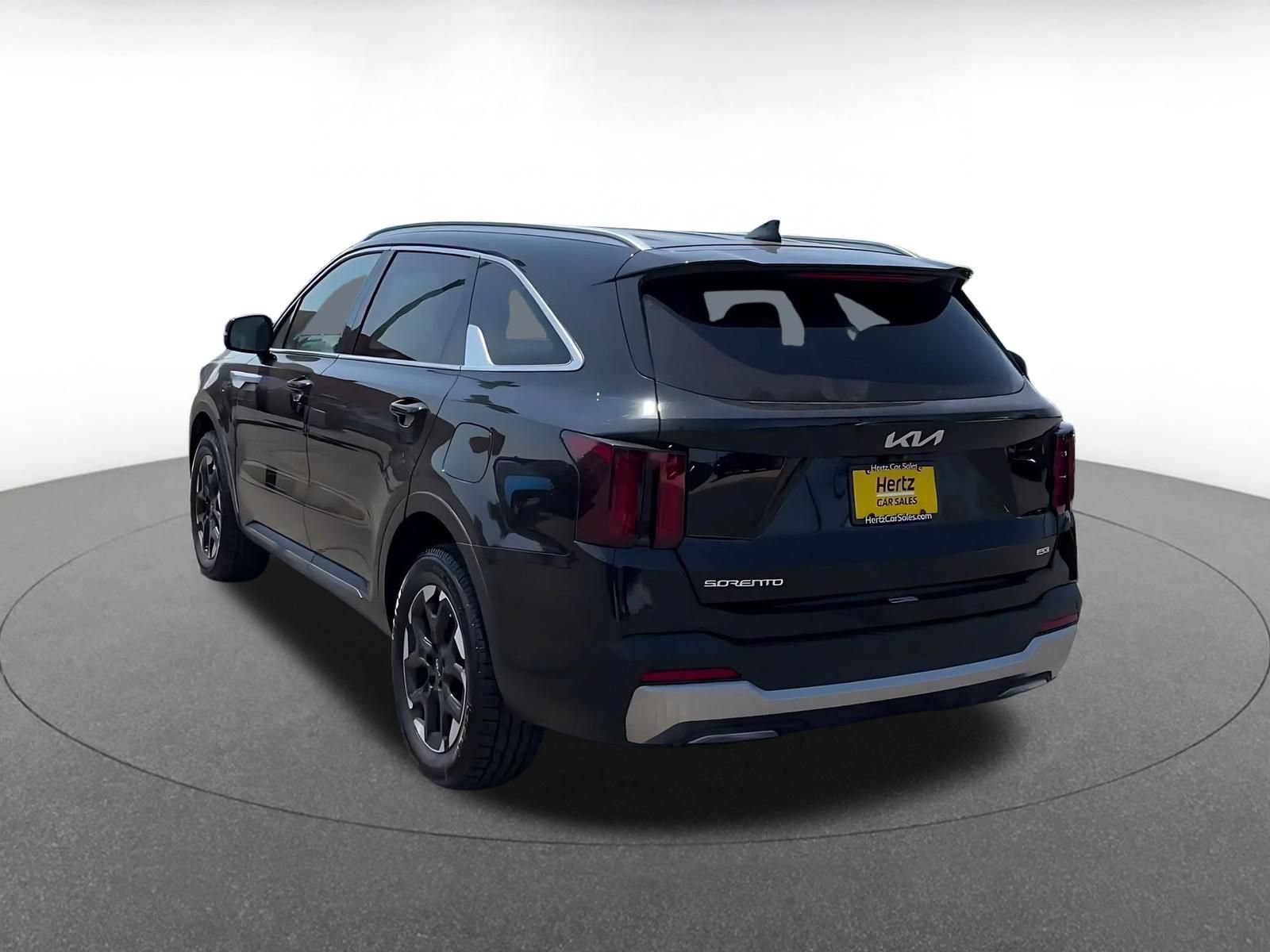 Used 2024 Kia Sorento S AWD/4WD image 10