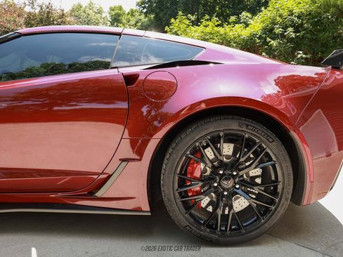 Used 2017 Chevrolet Corvette Z06 RWD image 5