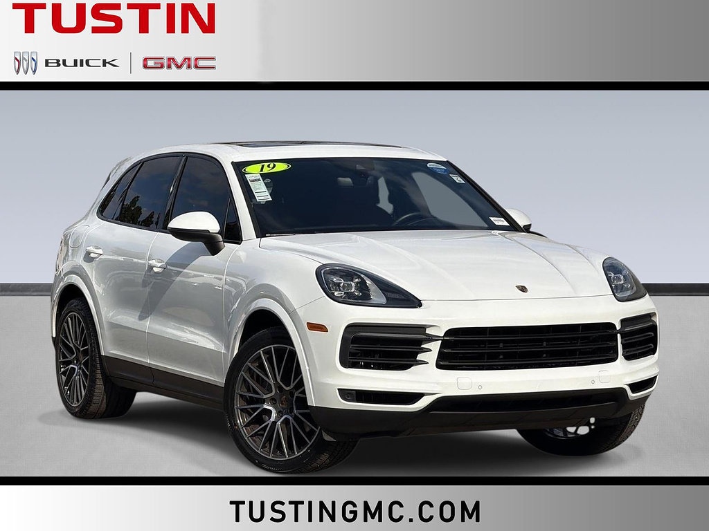 Used 2019 Porsche Cayenne AWD/4WD image 1