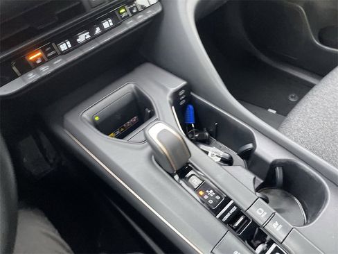 Used 2023 Toyota Crown XLE image 20