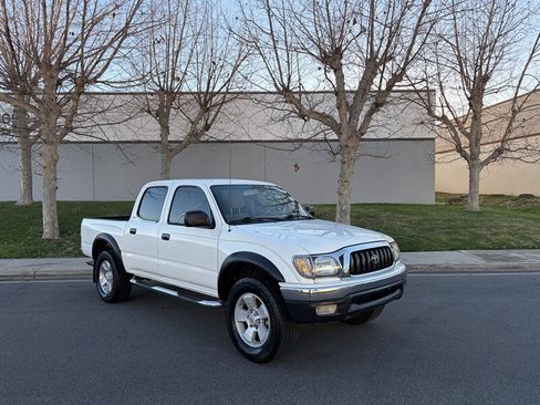 Used 2004 Toyota Tacoma PreRunner image 10