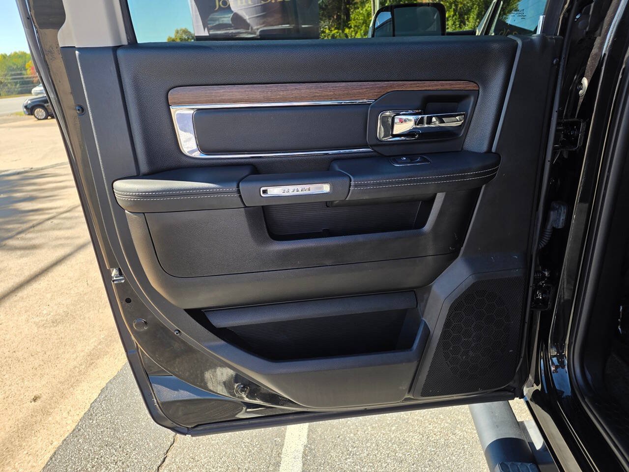 Used 2017 RAM 2500 Laramie w/ Sport Appearance Group AWD/4WD image 15