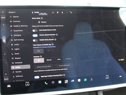 Used 2023 Tesla Model X AWD/4WD image 32