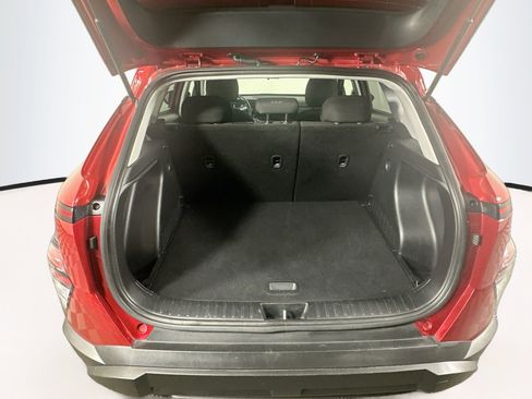 Used 2025 Hyundai Kona SEL FWD image 27