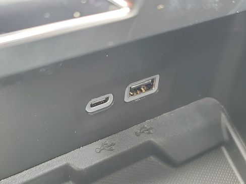 New 2026 GMC Yukon XL Denali w/ Sun & Power Step Package image 33