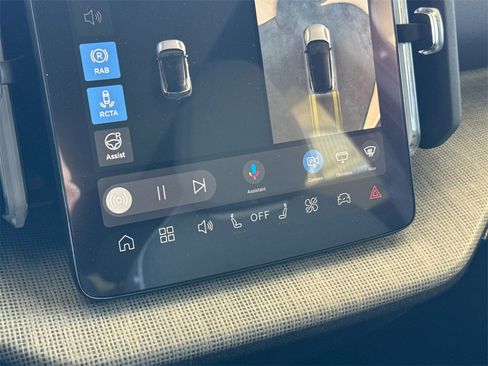 New 2026 Volvo EX30 Cross Country Ultra image 20