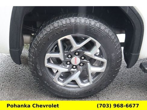 Certified 2023 GMC Sierra 1500 SLT w/ SLT Convenience Package AWD/4WD image 33