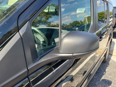 Used 2020 Ford Transit Connect XLT w/ Trailer Tow Package image 6