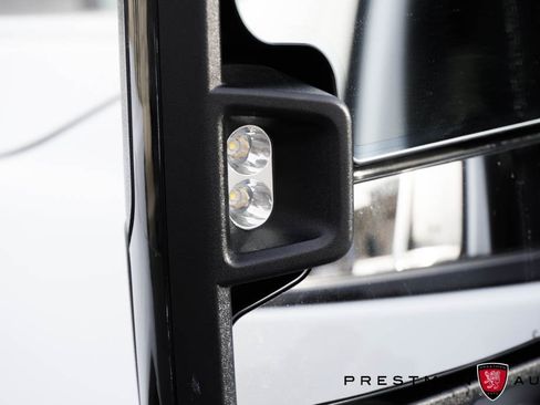 Used 2025 GMC Sierra 2500 AT4 w/ Technology Package image 36