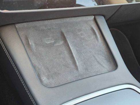 Used 2022 Tesla Model 3 Long Range image 32