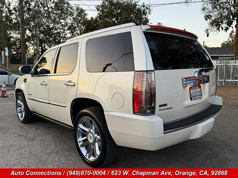 Used 2012 Cadillac Escalade Platinum image 4