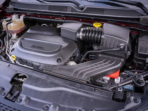 Used 2021 Chrysler Voyager Lxi image 33