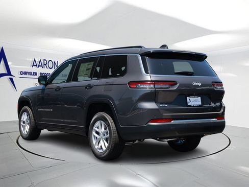 New 2026 Jeep Grand Cherokee L Laredo AWD/4WD image 2