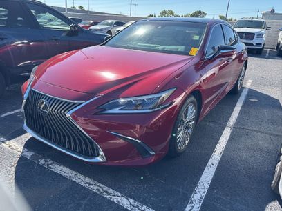 Used 2019 Lexus ES 350 Ultra Luxury