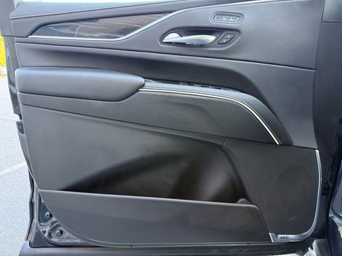 Used 2023 Cadillac Escalade ESV Sport image 48