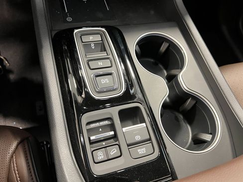 New 2025 Honda Pilot Elite image 21