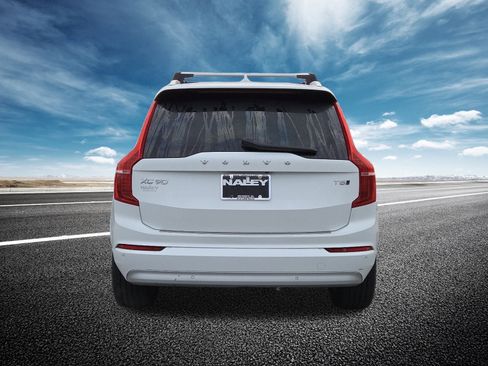 Used 2022 Volvo XC90 T5 Momentum w/ Advanced Package image 20