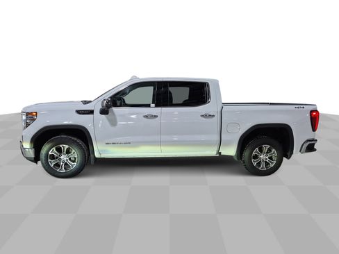 Certified 2025 GMC Sierra 1500 SLT image 6