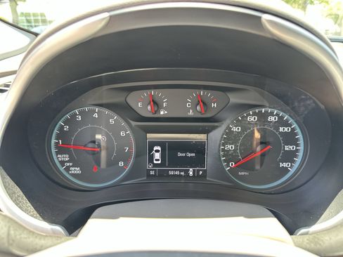 Used 2023 Chevrolet Malibu LT FWD image 29