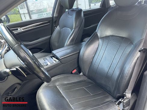 Used 2015 Hyundai Genesis 3.8 image 22