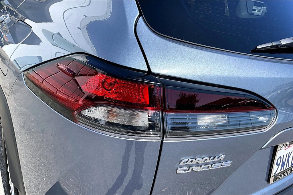 Certified 2026 Toyota Corolla Cross LE FWD image 22