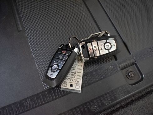 Used 2024 Ford F150 Raptor AWD/4WD image 28